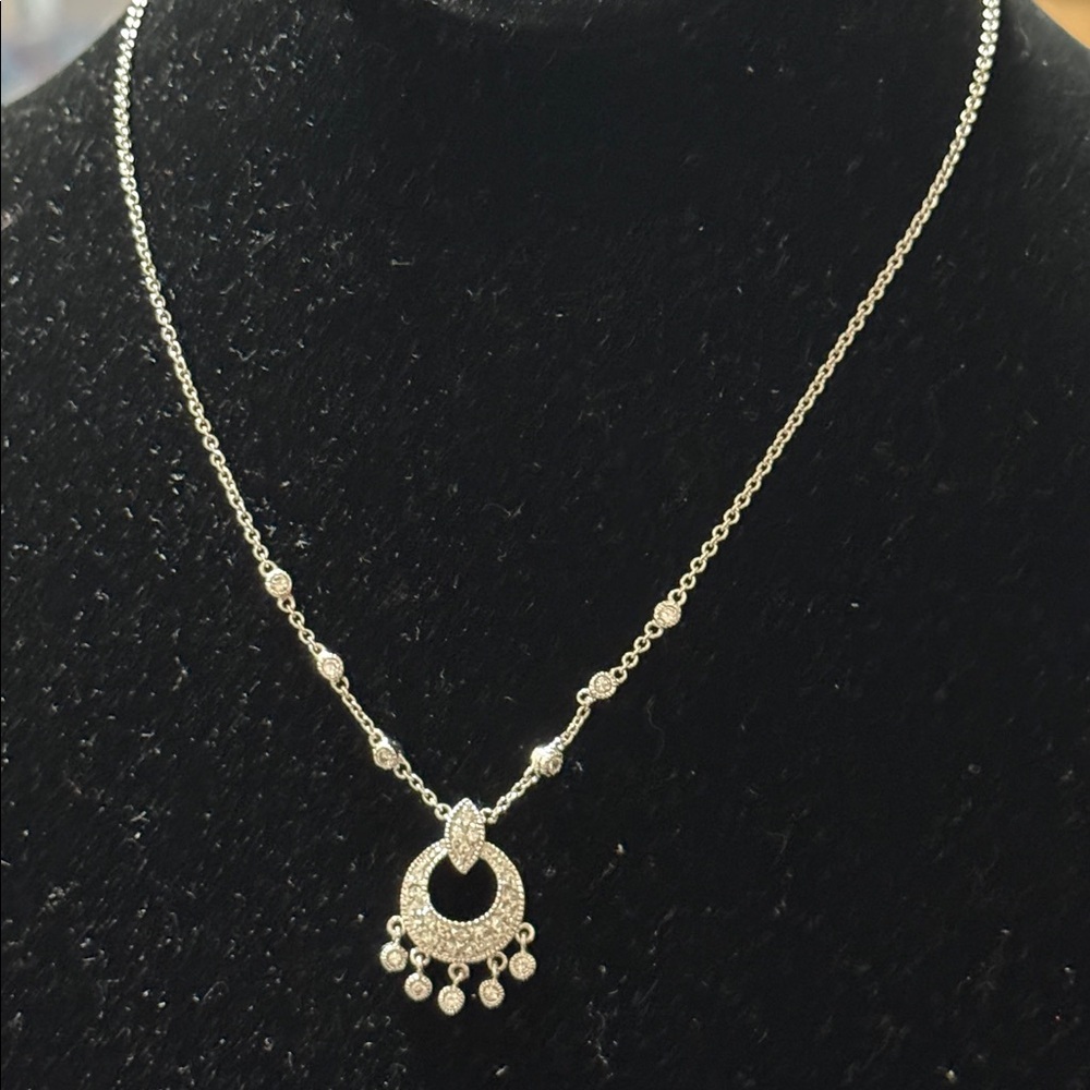 Elegant Sterling Silver 925 Pendant Necklace - Picture 10 of 11